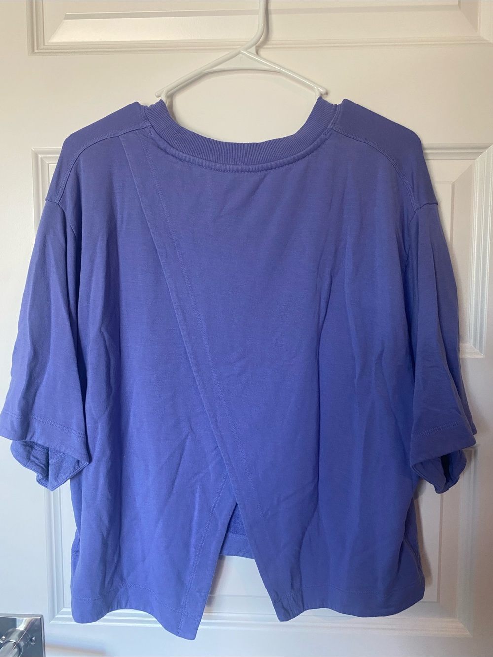 Athleta Purple Relaxed Fit Women’s Top - Picture 2 of 3
